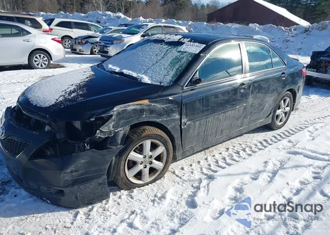 2008 Toyota Camry Se z USA, uszkodzony, nr VIN 4T1BE46K38U239505